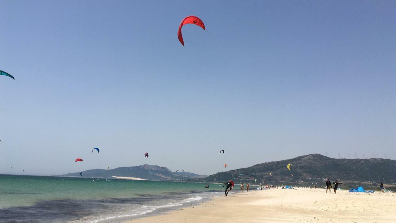 Beach Apartment Garden And Wifi タリファ エクステリア 写真